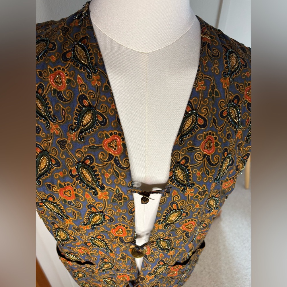 Passports of Pier 1 Imports Beaded Paisley VINTAGE Vest in Rich Colors w Toggles - Picture 6 of 12